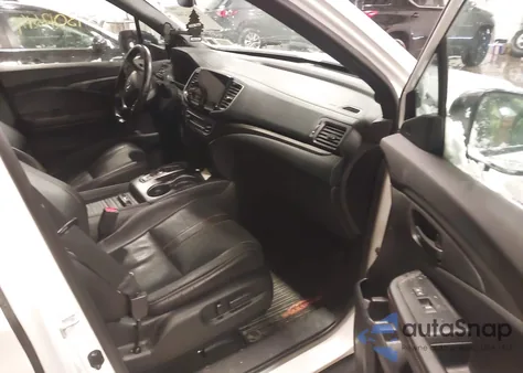 2022 Honda Passport Awd Trailsport из США, поврежденный, VIN 5FNYF8H62NB031672